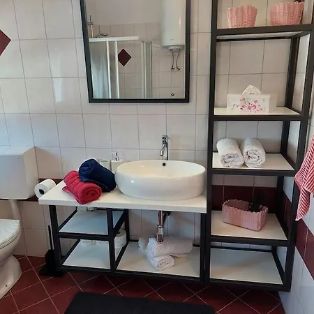 Apartment Comfortable With Pool