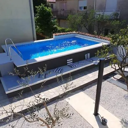 Comfortable With Pool * Pula