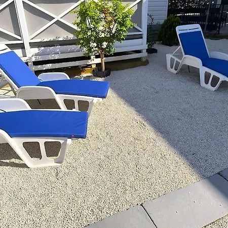 Comfortable With Pool Pula